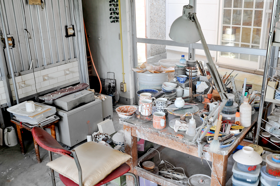 Masahiro Mori's desk